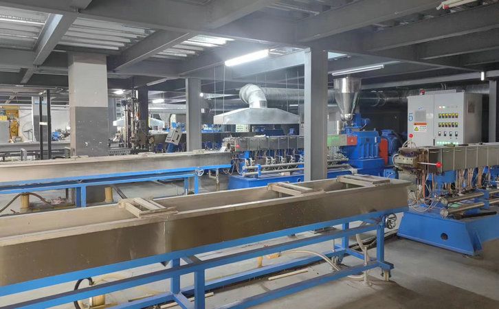 國豐橡塑為您奉上有價(jià)值的TPE材料，TPR材料資訊